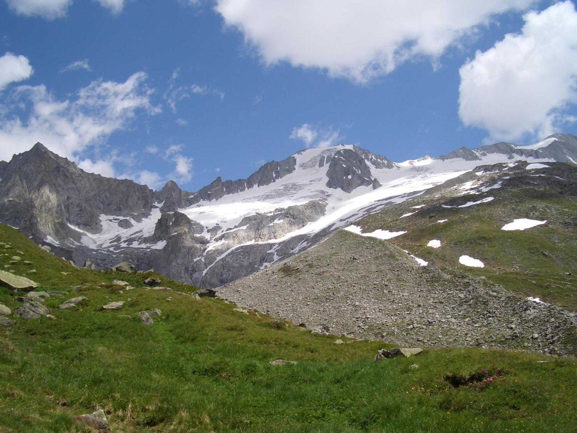 Apart Ritzl Fügen Екстериор снимка