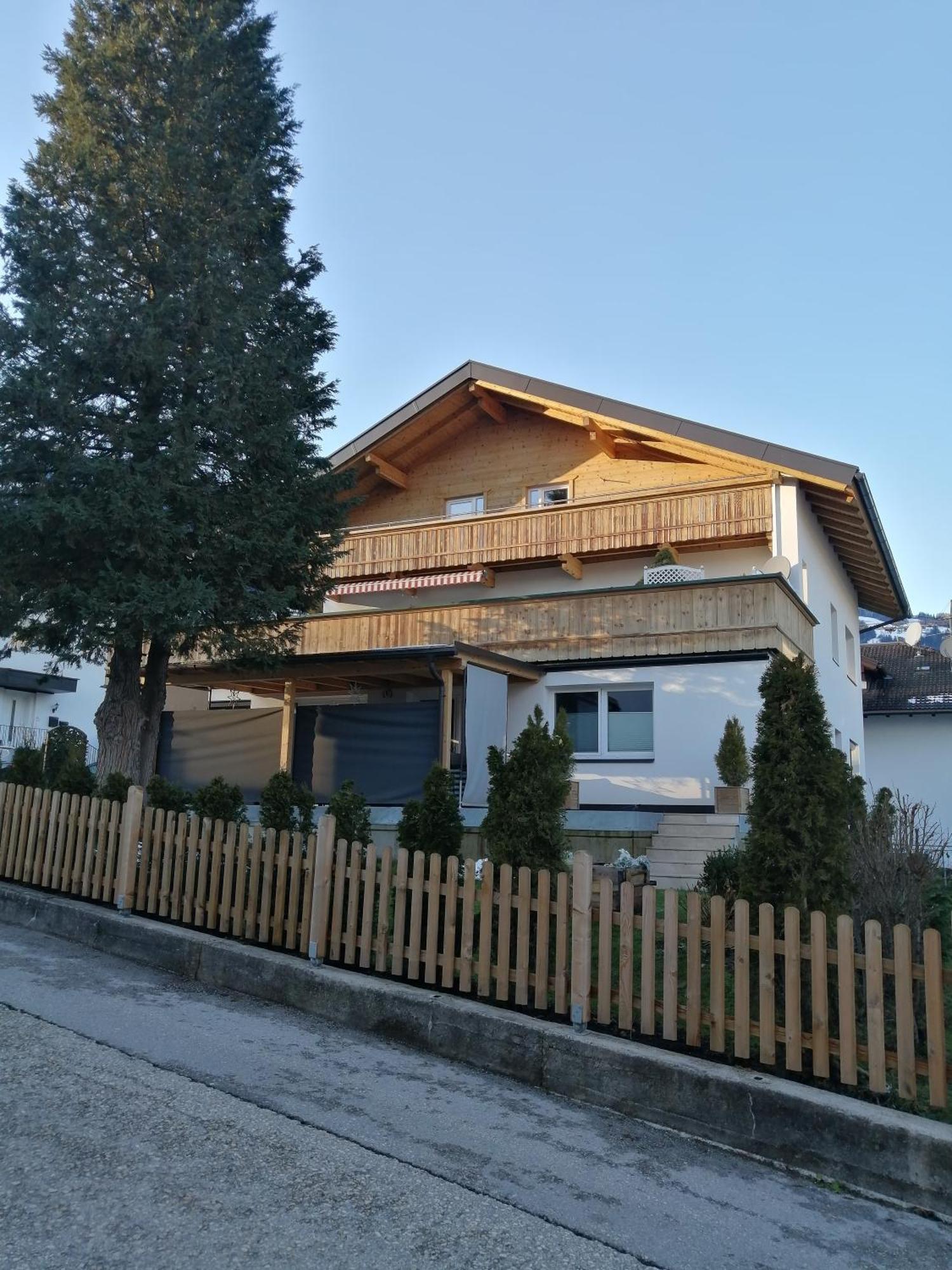 Apart Ritzl Fügen Екстериор снимка