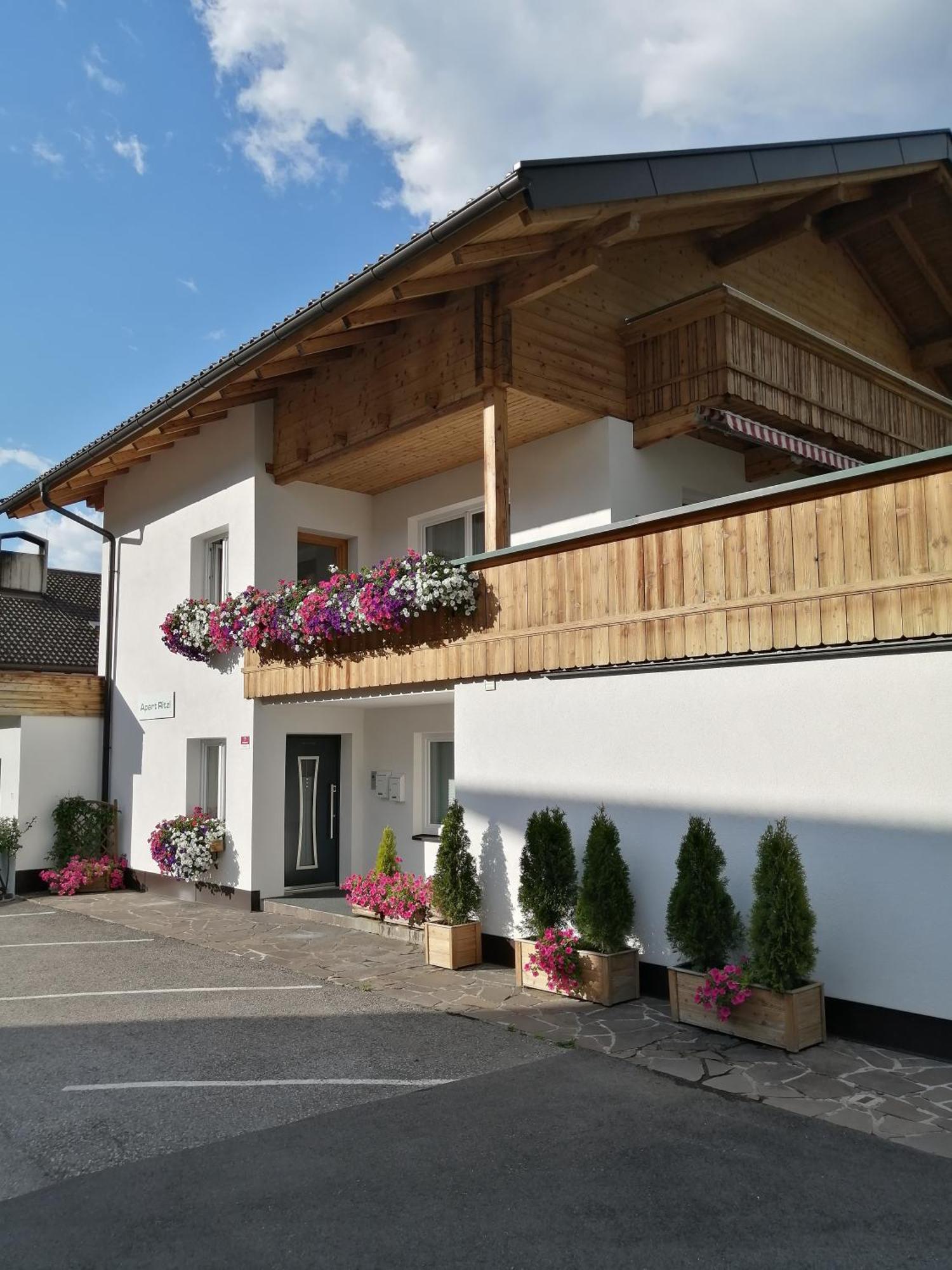 Apart Ritzl Fügen Екстериор снимка
