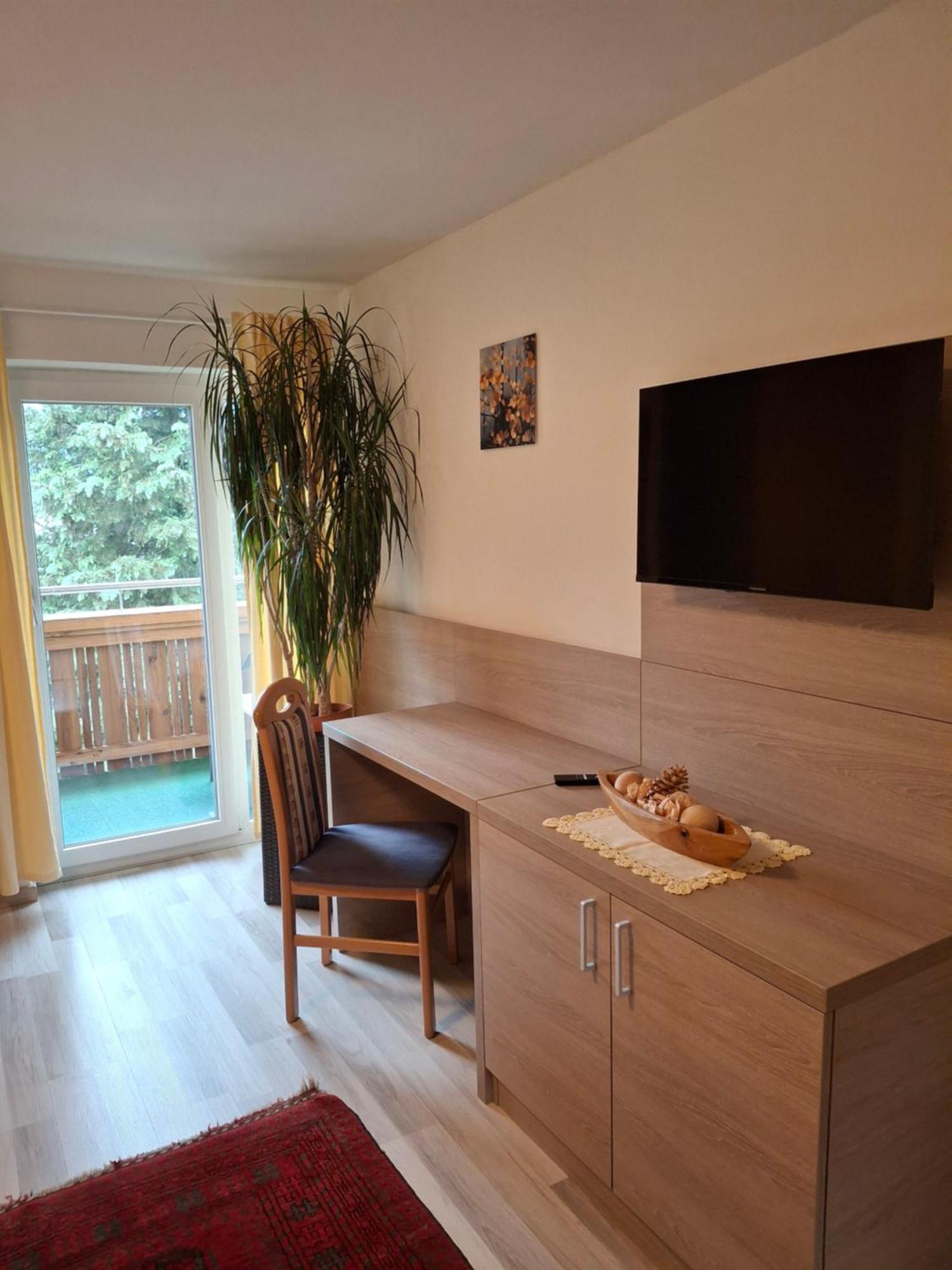 Apart Ritzl Fügen Екстериор снимка