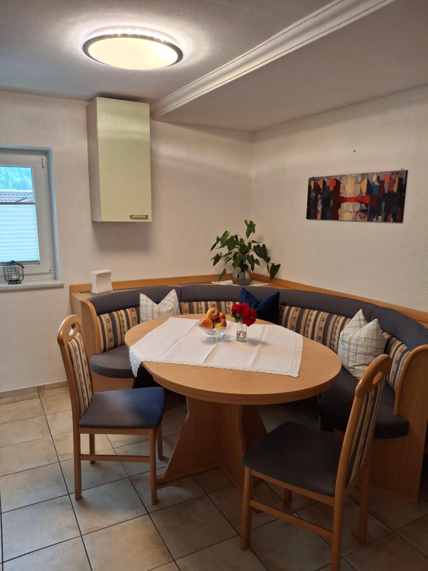 Apart Ritzl Fügen Екстериор снимка